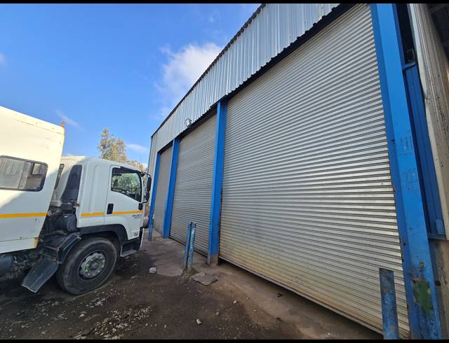 1,900M² FACTORY TO LET IN MOREHILL